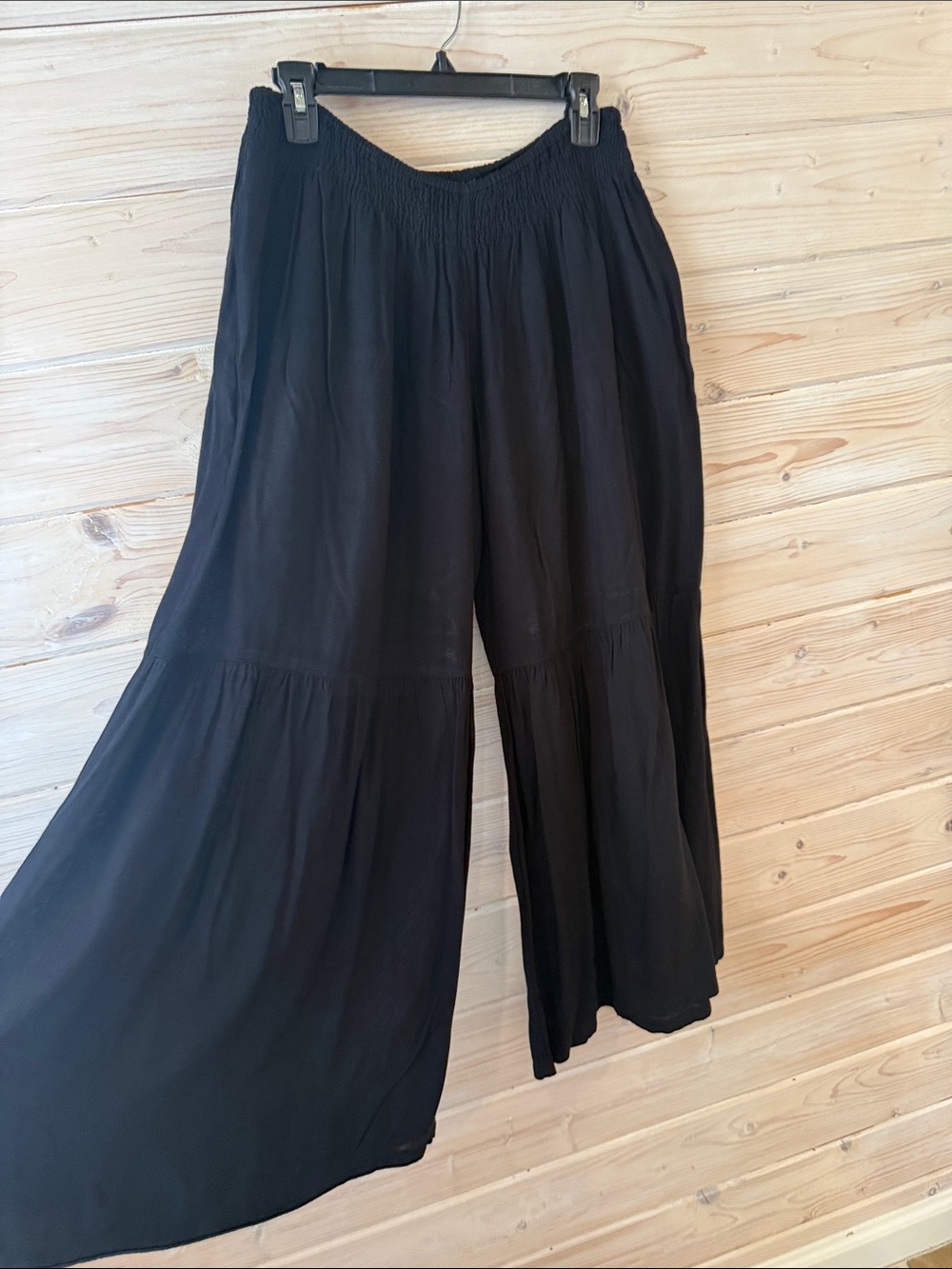 Wide-Leg Smocked Waist Pants in Black